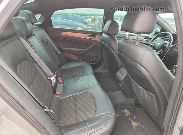 5NPE34AF3JH654051 2018 HYUNDAI SONATA Silver Rear seats view