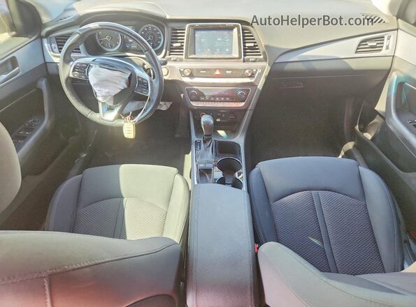 5NPE34AF3KH814561 2019 HYUNDAI SONATA Белый Вид панели приборов