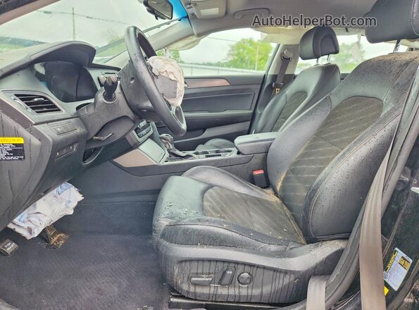 5NPE34AF4GH369318 2016 HYUNDAI SONATA Black Widok wnętrza z przodu