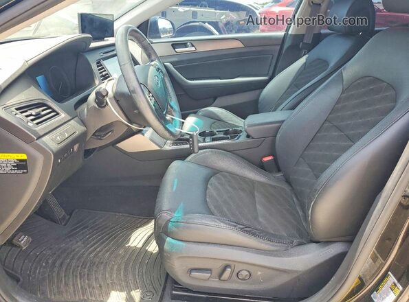 5NPE34AF4GH380335 2016 HYUNDAI SONATA Black Front interior view