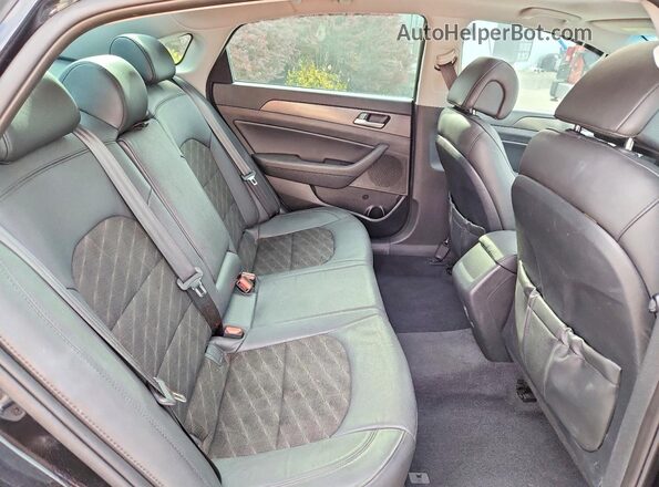 5NPE34AF4GH394364 2016 HYUNDAI SONATA Black Vista de los asientos traseros