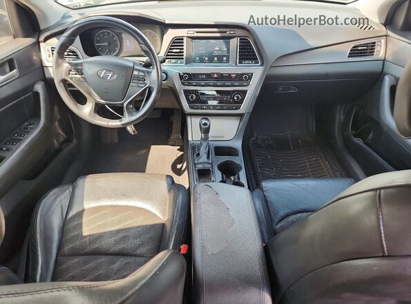 5NPE34AF4HH449574 2017 HYUNDAI SONATA Черный Вид панели приборов