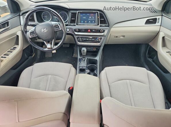 5NPE34AF4JH610091 2018 HYUNDAI SONATA White Vista del salpicadero