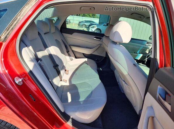 5NPE34AF4JH612116 2018 HYUNDAI SONATA Red Вид задніх сидінь