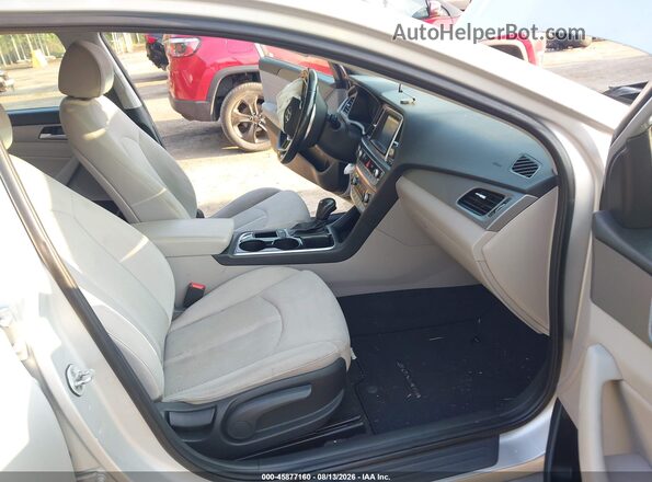 5NPE34AF4JH632141 2018 HYUNDAI SONATA Silver Սալոնի դիմացի տեսք