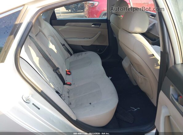 5NPE34AF4JH632141 2018 HYUNDAI SONATA Silver VIN կոդի պիտակի տեսք