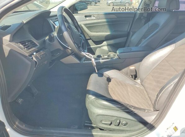 5NPE34AF5GH408742 2016 HYUNDAI SONATA White Front interior view