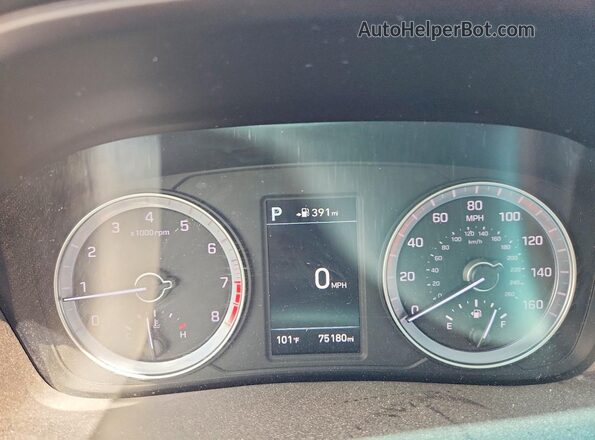 5NPE34AF5JH601125 2018 HYUNDAI SONATA Silver Սարքավորումների վահանակի տեսք