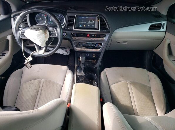 5NPE34AF5JH650907 2018 HYUNDAI SONATA Blue Dashboard view