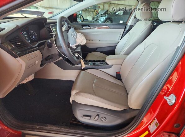 5NPE34AF5KH746764 2019 HYUNDAI SONATA Red Սալոնի դիմացի տեսք