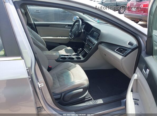 5NPE34AF6GH310352 2016 HYUNDAI SONATA Silver Widok wnętrza z przodu