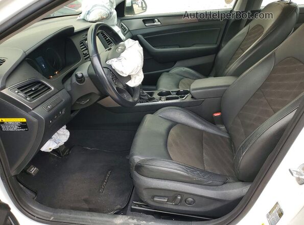 5NPE34AF6HH439936 2017 HYUNDAI SONATA White Вид салону спереду