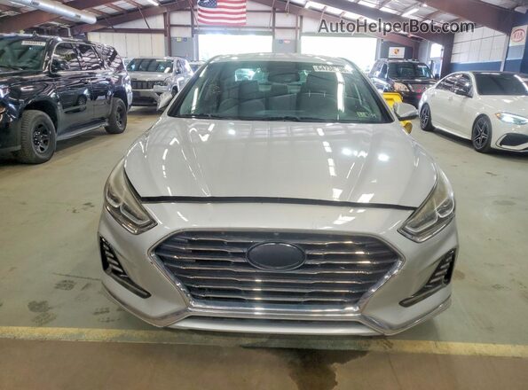 5NPE34AF6JH627250 2018 HYUNDAI SONATA Silver Դիմացի տեսք
