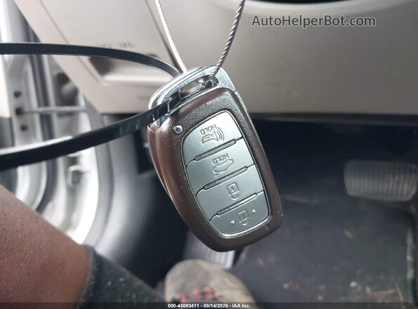 5NPE34AF6JH632982 2018 HYUNDAI SONATA Silver Widok deski rozdzielczej