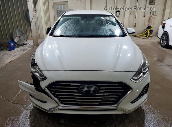 5NPE34AF6JH673242 2018 HYUNDAI SONATA White Widok z przodu