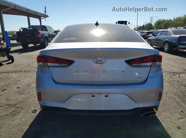 5NPE34AF6KH818586 2019 HYUNDAI SONATA Silver Rear view