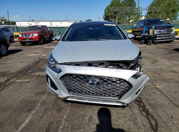5NPE34AF6KH818586 2019 HYUNDAI SONATA Silver Front view