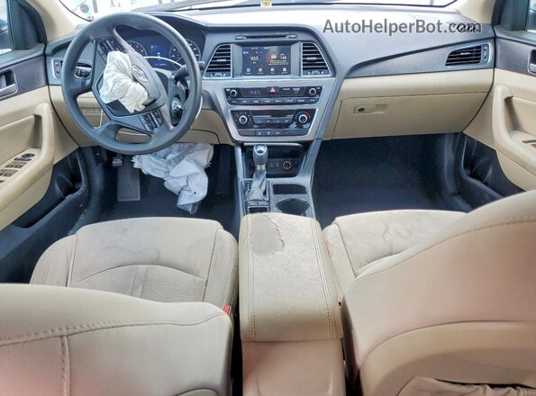 5NPE34AF7HH477479 2017 HYUNDAI SONATA Blue Dashboard view
