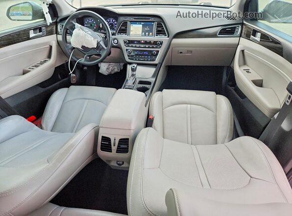 5NPE34AF7HH516930 2017 HYUNDAI SONATA Серебряный Вид панели приборов