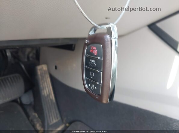5NPE34AF7HH522548 2017 HYUNDAI SONATA White Vista del salpicadero