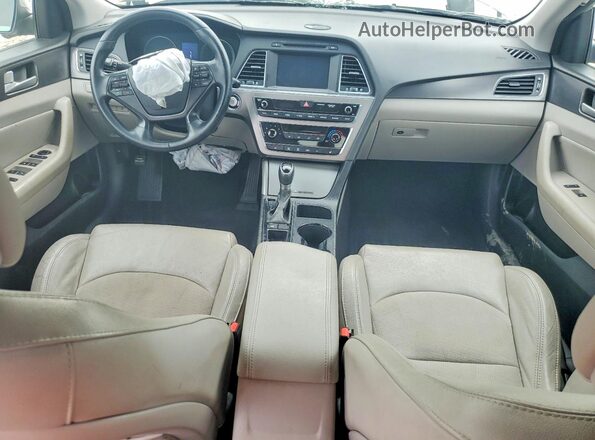 5NPE34AF7HH542833 2017 HYUNDAI SONATA Silver Widok deski rozdzielczej