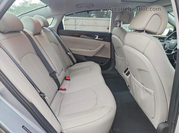 5NPE34AF7HH548552 2017 HYUNDAI SONATA Серебряный Вид задних сидений