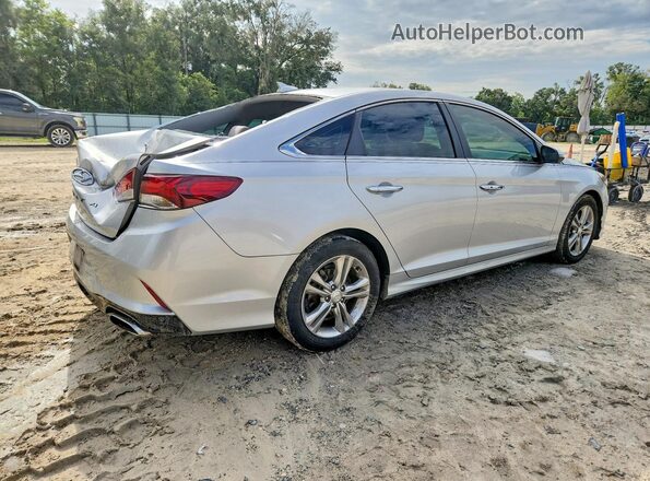 5NPE34AF7JH597658 2018 HYUNDAI SONATA Silver Front view