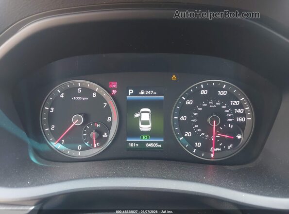 5NPE34AF7JH632117 2018 HYUNDAI SONATA White Widok tylnych siedzeń