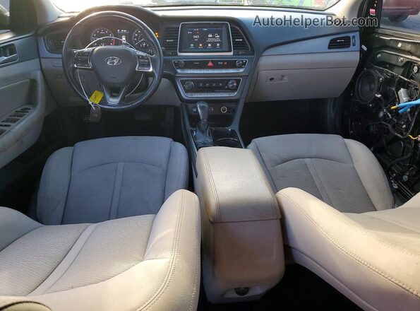 5NPE34AF7JH654277 2018 HYUNDAI SONATA Black Dashboard view