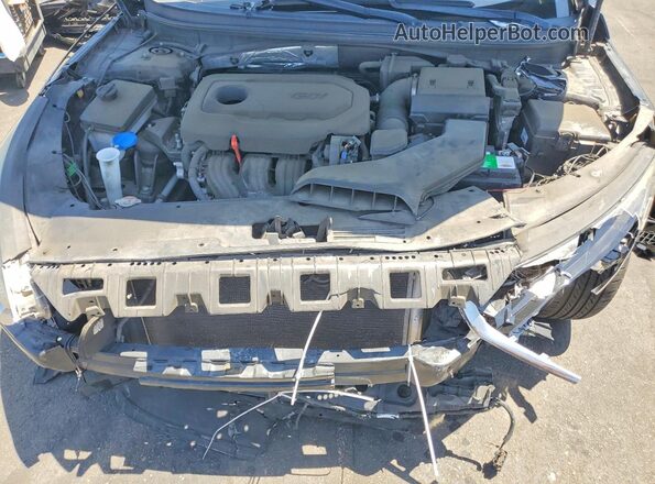 5NPE34AF7JH672729 2018 HYUNDAI SONATA Black Вид задньої частини салону