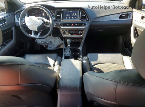 5NPE34AF7JH672827 2018 HYUNDAI SONATA Gray Vista del salpicadero