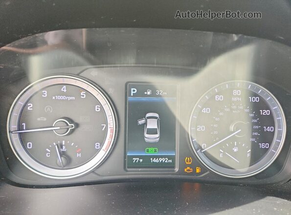 5NPE34AF7JH680247 2018 HYUNDAI SONATA Black Սարքավորումների վահանակի տեսք
