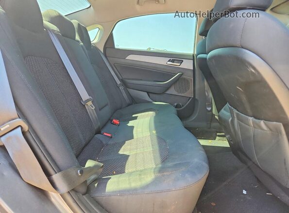 5NPE34AF7JH685027 2018 HYUNDAI SONATA Gray Vista de los asientos traseros