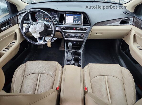 5NPE34AF7JH722786 2018 HYUNDAI SONATA Белый Вид панели приборов