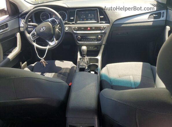 5NPE34AF7KH757653 2019 HYUNDAI SONATA White Widok deski rozdzielczej