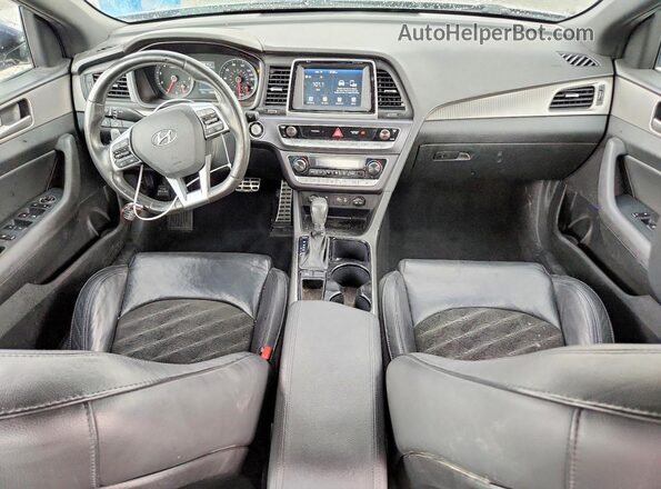 5NPE34AF7KH811744 2019 HYUNDAI SONATA Blue Dashboard view