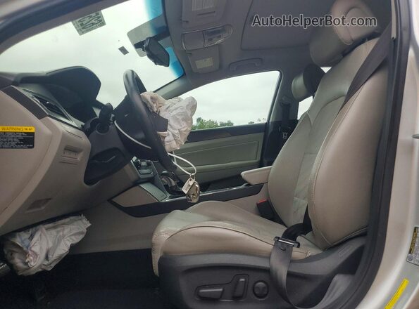 5NPE34AF8HH460187 2017 HYUNDAI SONATA Silver Widok wnętrza z przodu