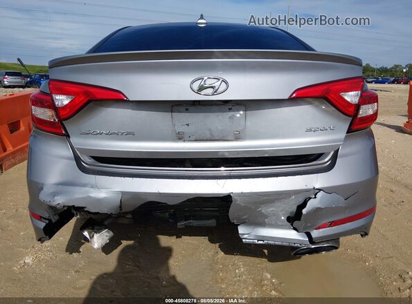 5NPE34AF8HH474820 2017 HYUNDAI SONATA Silver Widok z przodu