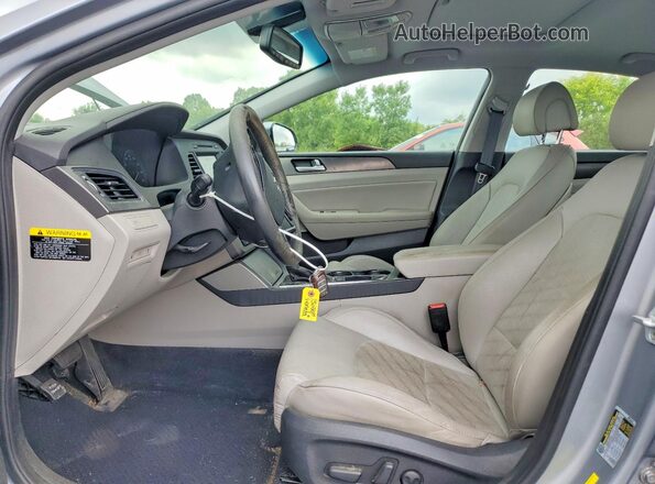 5NPE34AF8HH565540 2017 HYUNDAI SONATA Gray Սալոնի դիմացի տեսք
