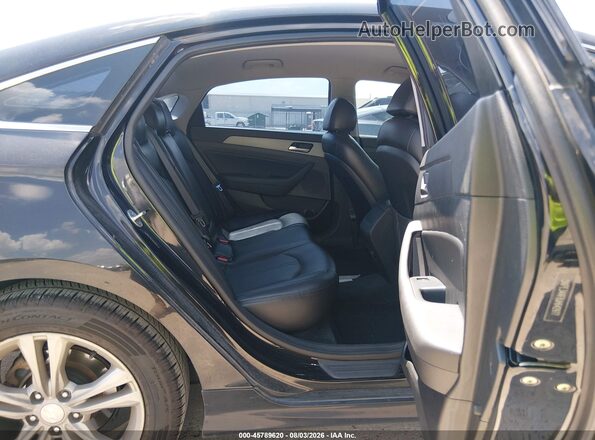 5NPE34AF8JH642977 2018 HYUNDAI SONATA Black VIN sticker view