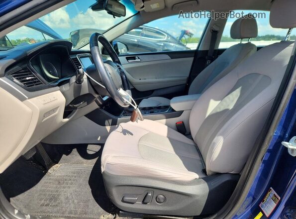 5NPE34AF8JH658290 2018 HYUNDAI SONATA Blue Widok wnętrza z przodu