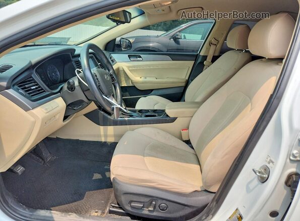 5NPE34AF8JH683268 2018 HYUNDAI SONATA White Սալոնի դիմացի տեսք