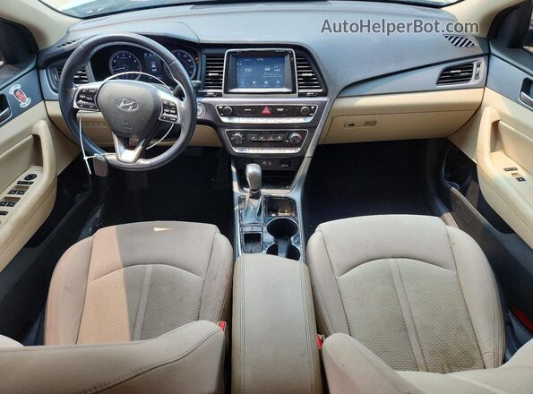5NPE34AF8JH683268 2018 HYUNDAI SONATA White Առջևի վահանակի տեսք