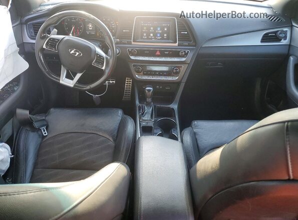 5NPE34AF8KH770475 2019 HYUNDAI SONATA Gray Вид панелі приладів