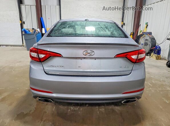 5NPE34AF9GH380489 2016 HYUNDAI SONATA Серебряный Вид сзади