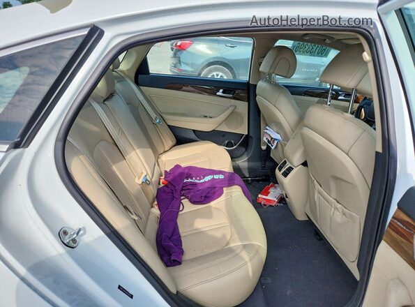 5NPE34AF9GH428220 2016 HYUNDAI SONATA White Հետևի նստատեղերի տեսք