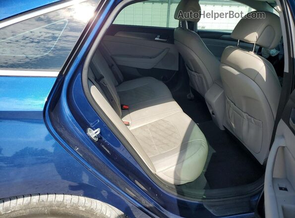 5NPE34AF9HH438618 2017 HYUNDAI SONATA Blue Vista de los asientos traseros