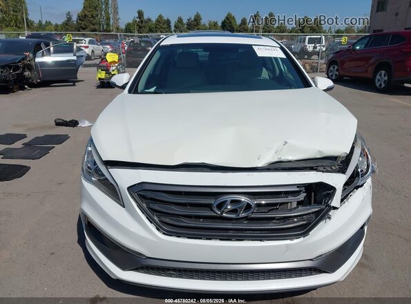 5NPE34AF9HH528710 2017 HYUNDAI SONATA White Սարքավորումների վահանակի տեսք