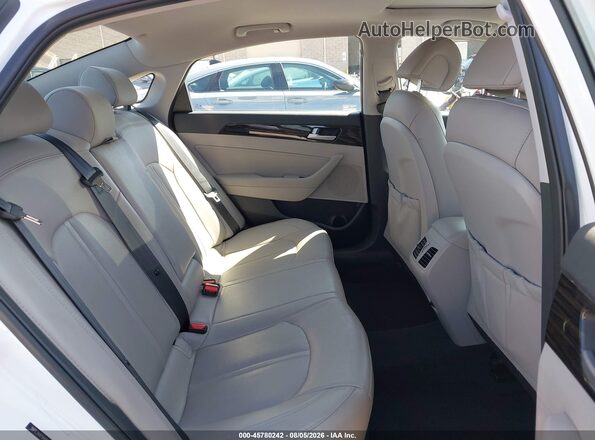 5NPE34AF9HH528710 2017 HYUNDAI SONATA White VIN կոդի պիտակի տեսք
