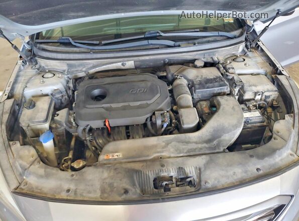 5NPE34AF9HH558855 2017 HYUNDAI SONATA Серебряный Вид задней части салона